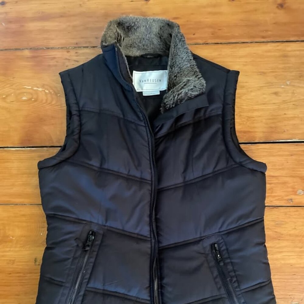 VanHeusen Women's Down Vest Size M